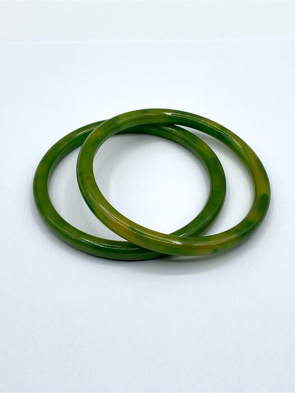 Vintage Pea Green & Yellow Swirl Lucite Bangle Bracelets - Set of 2